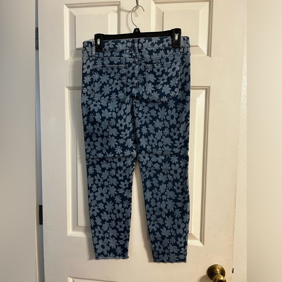 NWT Wonder Nation Girls Fashion Jegging with floral patterns - Picture 3 of 5
